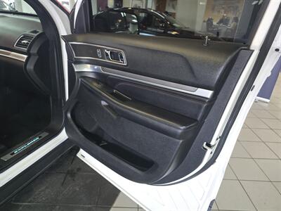 2017 Ford Explorer Sport 4DR SUV 4X4 - Photo 18 - Hamilton, OH 45015