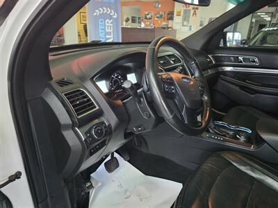2017 Ford Explorer Sport 4DR SUV 4X4 - Photo 9 - Hamilton, OH 45015