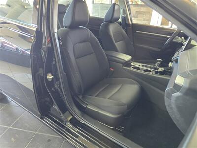 2020 Nissan Altima 2.5 SV 4DR SEDAN AWD   - Photo 15 - Hamilton, OH 45015