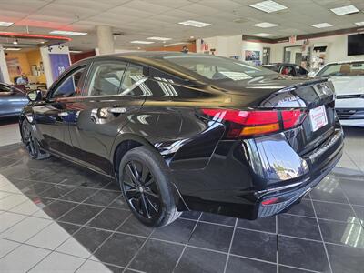 2020 Nissan Altima 2.5 SV 4DR SEDAN AWD   - Photo 6 - Hamilton, OH 45015