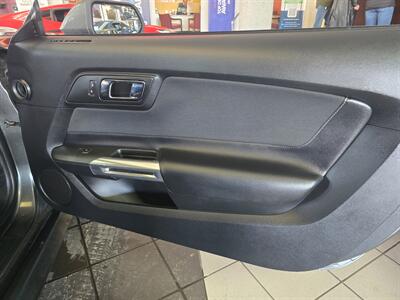 2016 Ford Mustang V6 - Photo 11 - Hamilton, OH 45015