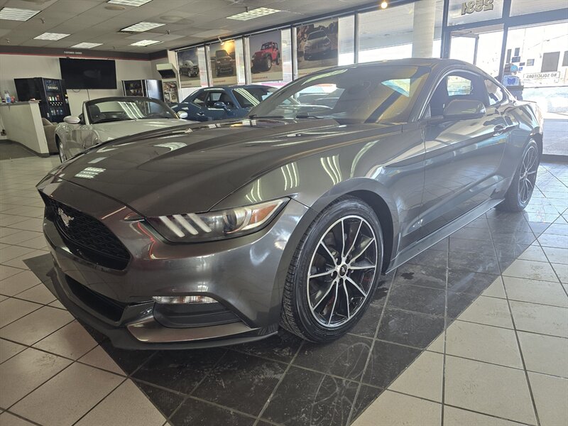 2016 Ford Mustang V6   - Photo 1 - Hamilton, OH 45015