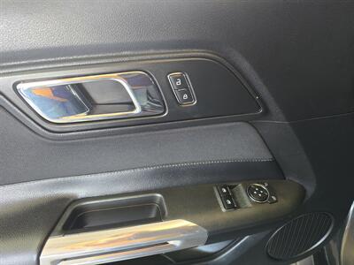 2016 Ford Mustang V6 - Photo 15 - Hamilton, OH 45015