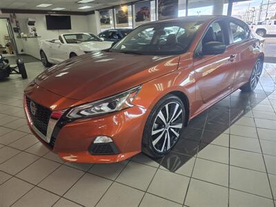 2022 Nissan Altima 2.5 SR 4DR SEDAN   - Photo 1 - Hamilton, OH 45015