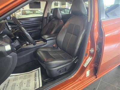 2022 Nissan Altima 2.5 SR 4DR SEDAN   - Photo 9 - Hamilton, OH 45015