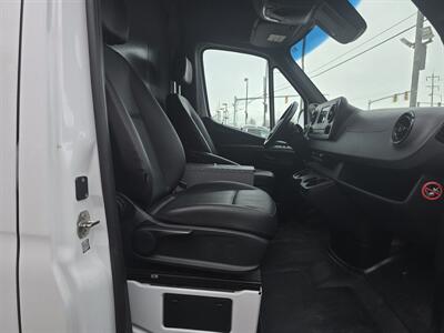2021 FREIGHTLINER SPRINTER 2500 - Photo 12 - Hamilton, OH 45015