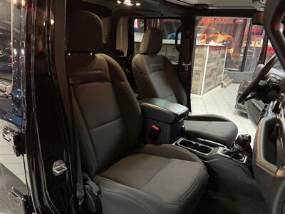 2023 Jeep Gladiator Overland 4DR CREW 4X4   - Photo 26 - Hamilton, OH 45015