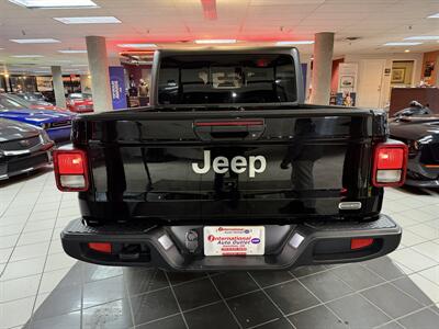 2023 Jeep Gladiator Overland 4DR CREW 4X4   - Photo 7 - Hamilton, OH 45015