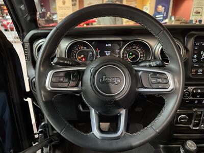 2023 Jeep Gladiator Overland 4DR CREW 4X4   - Photo 14 - Hamilton, OH 45015