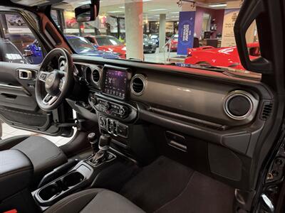 2023 Jeep Gladiator Overland 4DR CREW 4X4   - Photo 27 - Hamilton, OH 45015