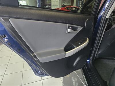 2015 Toyota Prius Four 4DR HATCHBACK   - Photo 10 - Hamilton, OH 45015