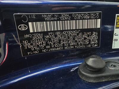 2015 Toyota Prius Four 4DR HATCHBACK   - Photo 35 - Hamilton, OH 45015