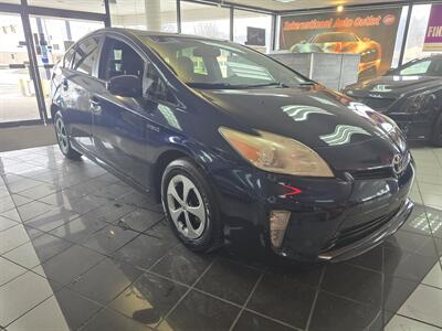 2015 Toyota Prius Four 4DR HATCHBACK   - Photo 3 - Hamilton, OH 45015