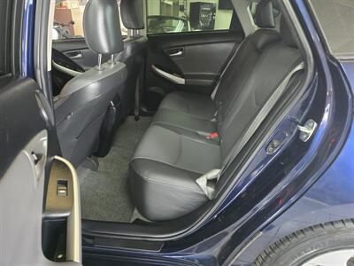 2015 Toyota Prius Four 4DR HATCHBACK   - Photo 11 - Hamilton, OH 45015