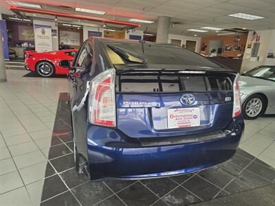 2015 Toyota Prius Four 4DR HATCHBACK   - Photo 5 - Hamilton, OH 45015