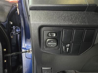 2015 Toyota Prius Four 4DR HATCHBACK   - Photo 30 - Hamilton, OH 45015