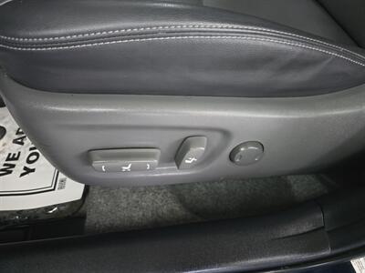 2015 Toyota Prius Four 4DR HATCHBACK   - Photo 19 - Hamilton, OH 45015