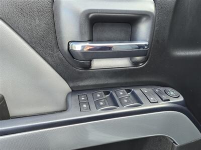 2016 Chevrolet Silverado 1500 LT-CREW CAB-4X4   - Photo 16 - Hamilton, OH 45015