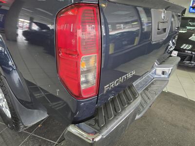 2018 Nissan Frontier SV - Photo 28 - Hamilton, OH 45015