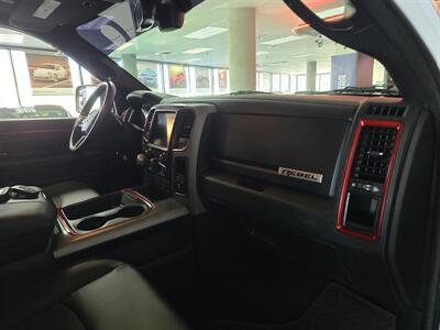 2017 RAM 1500 Rebel 4DR CREW CAB 4X4/HEMI - Photo 13 - Hamilton, OH 45015