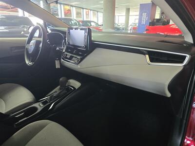2022 Toyota Corolla LE 4DR SEDAN   - Photo 13 - Hamilton, OH 45015