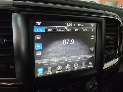 2015 RAM 1500 Sport 4DR CREW CAB 4X4   - Photo 22 - Hamilton, OH 45015
