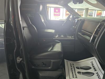 2015 RAM 1500 Sport 4DR CREW CAB 4X4   - Photo 15 - Hamilton, OH 45015