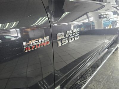 2015 RAM 1500 Sport 4DR CREW CAB 4X4   - Photo 31 - Hamilton, OH 45015