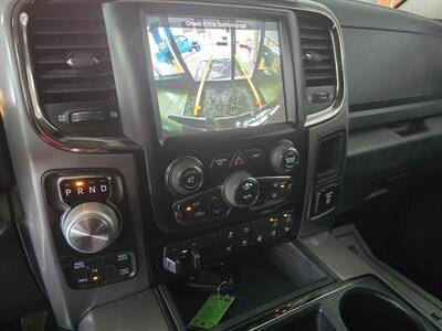2015 RAM 1500 Sport 4DR CREW CAB 4X4   - Photo 25 - Hamilton, OH 45015