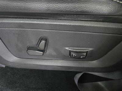 2015 RAM 1500 Sport 4DR CREW CAB 4X4   - Photo 19 - Hamilton, OH 45015