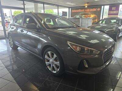 2018 Hyundai Elantra Base 4DR HATCHBACK - Photo 3 - Hamilton, OH 45015