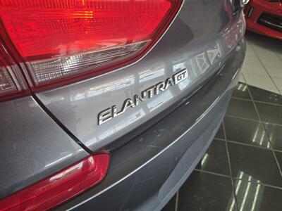 2018 Hyundai Elantra Base 4DR HATCHBACK - Photo 24 - Hamilton, OH 45015