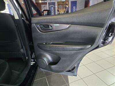2019 Nissan Rogue S 4DR WAGON - Photo 15 - Hamilton, OH 45015