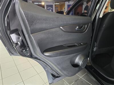 2019 Nissan Rogue S 4DR WAGON - Photo 11 - Hamilton, OH 45015