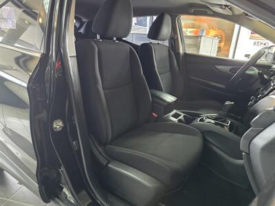 2019 Nissan Rogue S 4DR WAGON - Photo 14 - Hamilton, OH 45015