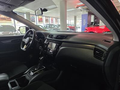 2019 Nissan Rogue S 4DR WAGON - Photo 13 - Hamilton, OH 45015