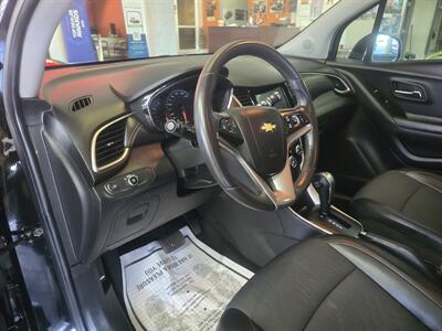 2021 Chevrolet Trax LT - Photo 8 - Hamilton, OH 45015