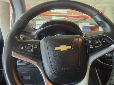 2021 Chevrolet Trax LT - Photo 26 - Hamilton, OH 45015