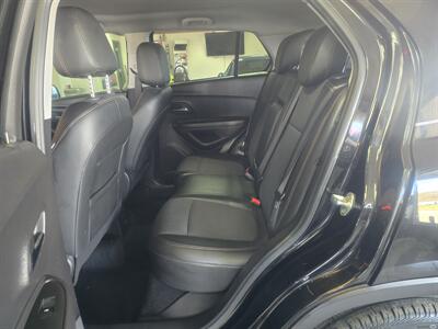 2021 Chevrolet Trax LT - Photo 11 - Hamilton, OH 45015