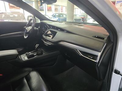 2020 Cadillac XT4 XT4 Premium Luxury 4DR SUV   - Photo 17 - Hamilton, OH 45015