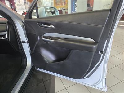 2020 Cadillac XT4 XT4 Premium Luxury 4DR SUV   - Photo 13 - Hamilton, OH 45015