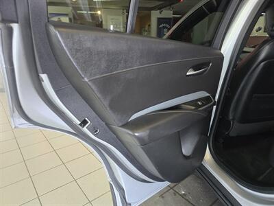 2020 Cadillac XT4 XT4 Premium Luxury 4DR SUV   - Photo 8 - Hamilton, OH 45015