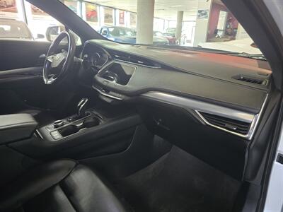 2020 Cadillac XT4 XT4 Premium Luxury 4DR SUV   - Photo 18 - Hamilton, OH 45015
