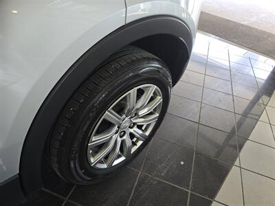 2020 Cadillac XT4 XT4 Premium Luxury 4DR SUV   - Photo 36 - Hamilton, OH 45015