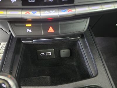 2020 Cadillac XT4 XT4 Premium Luxury 4DR SUV   - Photo 24 - Hamilton, OH 45015