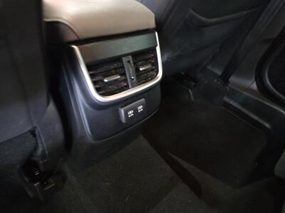 2022 Subaru Outback Premium 4DR CROSSOVER AWD   - Photo 10 - Hamilton, OH 45015