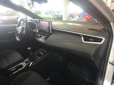 2020 Toyota Corolla SE 4DR HATCHBACK   - Photo 13 - Hamilton, OH 45015