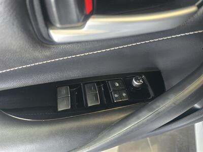2020 Toyota Corolla SE 4DR HATCHBACK   - Photo 17 - Hamilton, OH 45015