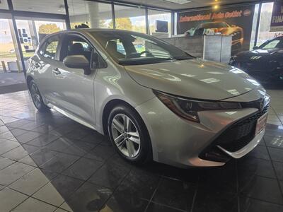 2020 Toyota Corolla SE 4DR HATCHBACK   - Photo 3 - Hamilton, OH 45015