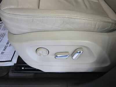 2013 Audi Q5 2.0T quattro Premium Plus 4DR WAGON AWD - Photo 17 - Hamilton, OH 45015